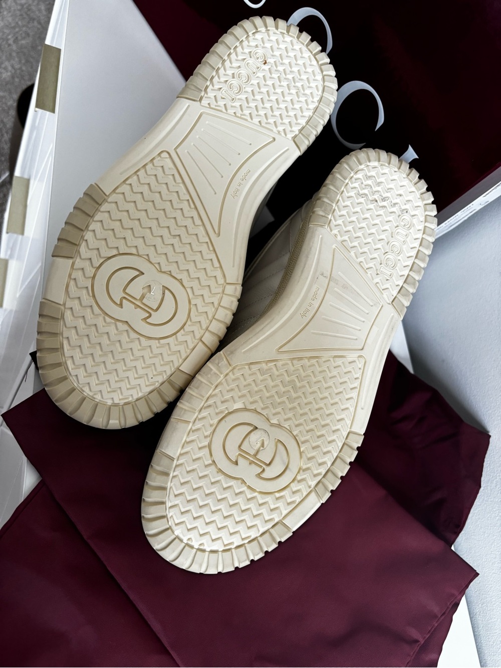 Gucci Re-web Leather Low-Top Sneakers - Picture 6 of 8